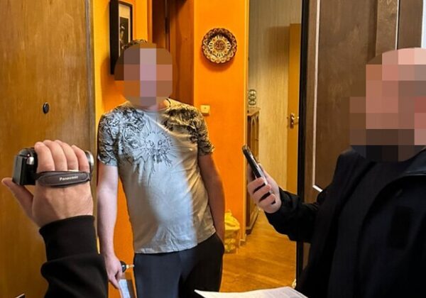 В Одессе взяли под стражу сотрудника ТЦК, который заработал миллион на уклонистах В Одессе взяли под стражу сотрудника ТЦК, который заработал миллион на уклонистах