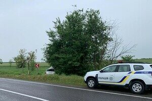 На трассе Одесса – Рени произошла смертельная авария – водитель погибла на месте На трассе Одесса – Рени произошла смертельная авария – водитель погибла на месте