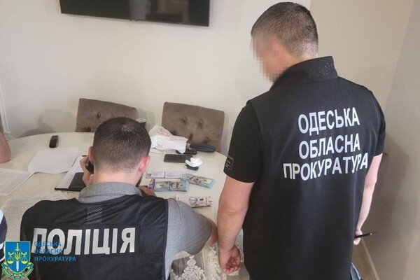 В Одесской области чиновники требовали взятку за аренду недвижимости и земли возле трассы Одесса – Рени