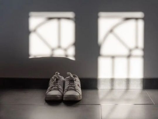 Як випрати кросівки вручну, щоб видалити неприємний запах: секрет домогосподарки