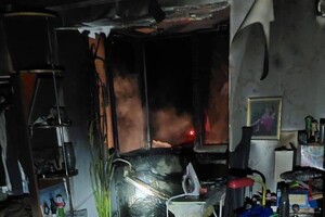 Горели многоэтажка и админздание: что известно о последствиях ночной атаки "Шахедов" на Одесскую область (обновлено)