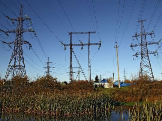 Україна почала експорт електроенергії: чи вплине це на українців