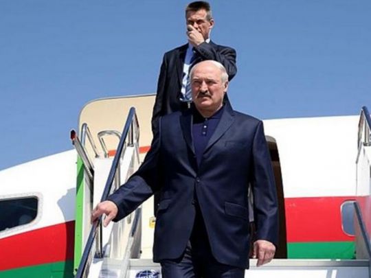 За прикладом путіна та Кім Чен Ина: лукашенко може відмовитися від літаків