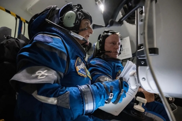 Астронавты NASA задержатся на МКС до февраля