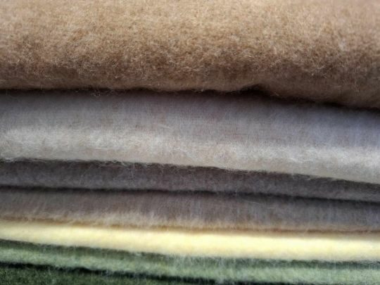 Як підібрати шарф до пальта: поради, які допоможуть вам не помилитись