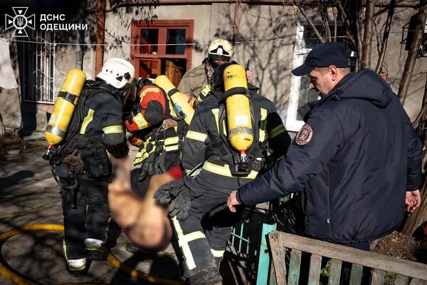 В Одессе из-за электроприбора загорелся дом: погиб мужчина