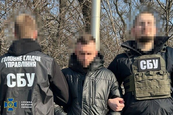Топ-менежеры из Одессы поставляли в РФ оборудование для военных баз