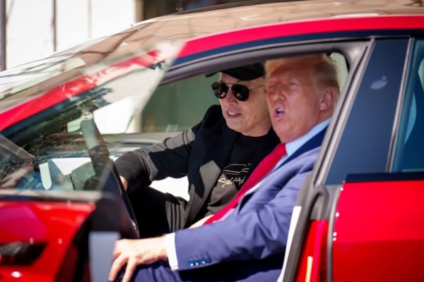 Трамп заявил, что протестующих против Tesla ждет «ад»