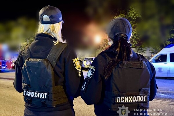 Повреждены дома и школы, есть пострадавшие: последствия атаки БпЛА на Одессу (обновлено)