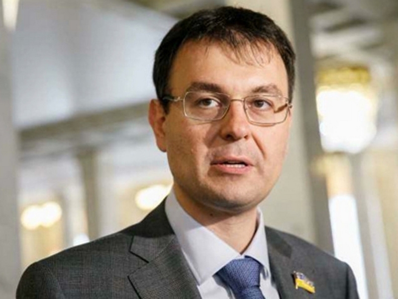 Гетманцев про біженців: дискусія про повернення українців набирає обертів