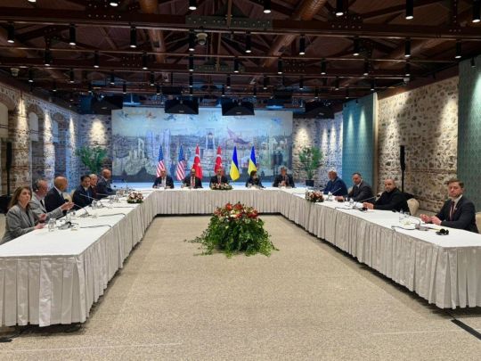 «Росіяни не готові розмовляти зараз»: військовий експерт спрогнозував, коли відбудеться новий раунд переговорів між рф та Україною