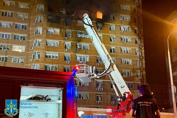 Ночной обстрел Одессы: погибли супруги, среди пострадавших дети (обновлено)