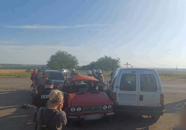 В Одесском районе столкнулись несколько автомобилей: пострадали три человека