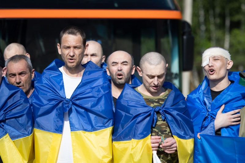 Важливий гуманітарний акт: Україна та рф провели новий етап обміну полоненими (фото)