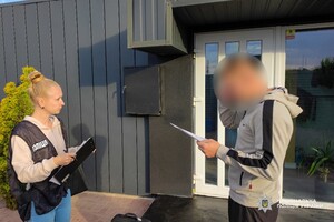 Присвоили почти восемь миллионов гривен: в Одесской области разоблачили коррупционную схему в воинской части