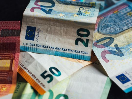 У Німеччині вимагають припинити виплату українцям, які придатні до військової служби: що відповіли в посольстві України