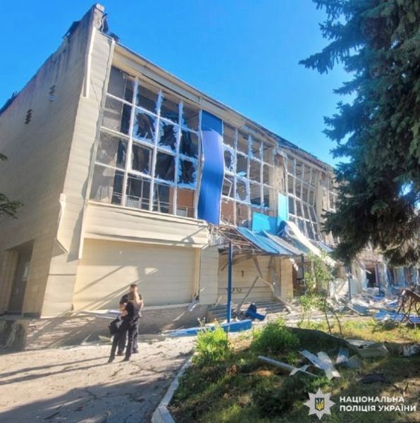 Ворог атакував автомобіль на Харківщині: загинула дитина, є поранені