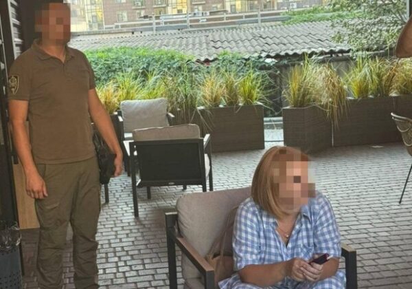 Взятка вместо штрафа: чиновнице Одесской таможни сообщили о подозрении Взятка вместо штрафа: чиновнице Одесской таможни сообщили о подозрении
