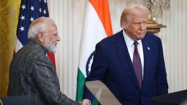Трамп вводит рекордные тарифы против Индии Трамп вводит рекордные тарифы против Индии