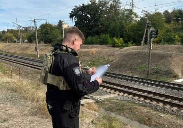 В Одессе поезд наехал на пенсионерку: женщина погибла В Одессе поезд наехал на пенсионерку: женщина погибла