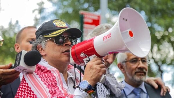 США аннулировали визу президента Колумбии США аннулировали визу президента Колумбии