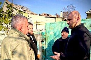 Пострадали недострой и отель: последствия утренней атаки БпЛА на Одессу и Одесчину (обновлено) Пострадали недострой и отель: последствия утренней атаки БпЛА на Одессу и Одесчину (обновлено)