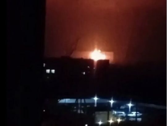 Донецьк та низка міст окупованого Донбасу знеструмлені внаслідок нальоту дронів на місцеві ТЕС (відео)