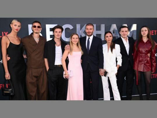 Одягла сукню від Valentino на своє весілля: ЗМІ розкрили подробиці сварки Вікторії Бекхем з невісткою