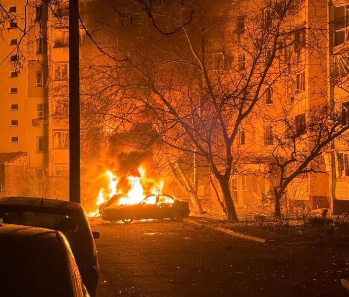 Постраждала родина з дітьми: росіяни атакували Одесу «Шахедами» (фото, відео)