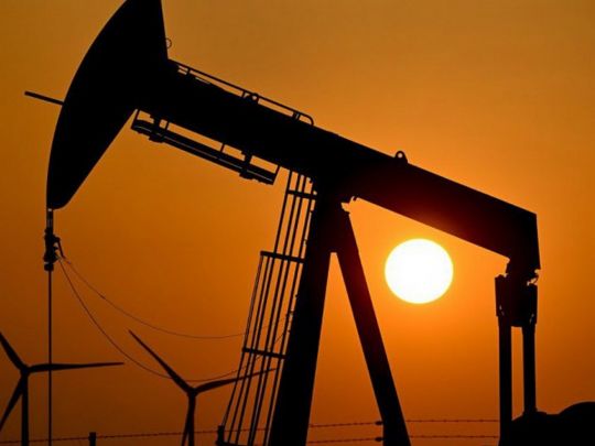 Доходи від продажу російської нафти значно скоротилися: чим це загрожує ворогу