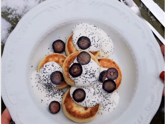 Як&nbsp;приготувати сирники, щоб тримали форму: 10 секретів від переможниці &laquo;МайстерШеф&raquo;