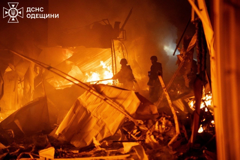 Київ, Дніпро та Одесу масовано атаковано вночі росіянами: що відомо на цей момент (фото, відео)