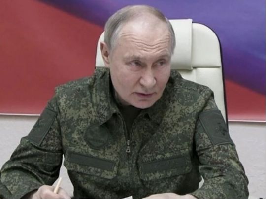 Кремль готує «ядерний сценарій» для України: як Лондон відреагував на брехню путіна про передачу Києву ядерних компонентів
