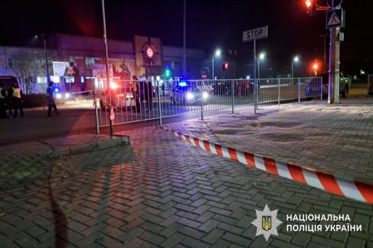 Новий теракт? На АЗС у Миколаєві пролунав вибух, двоє поліцейських у тяжкому стані