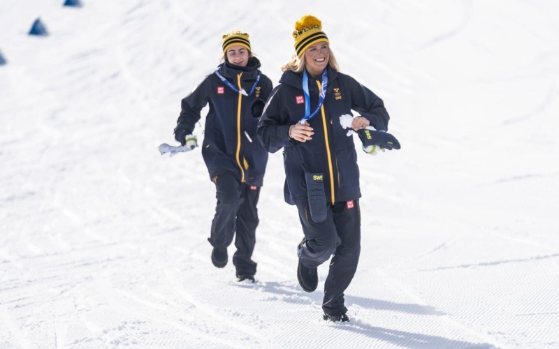 Золота медаль олімпійської чемпіонки Мілана зламалася у прямому ефірі (фото, відео)