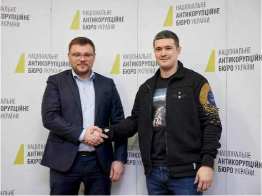 «Гарантом бездоганної репутації директора НАБУ Кривоноса, якого запідозрили у фіктивному батьківстві, був серед інших міністр оборони Федоров», — експрокурор САП