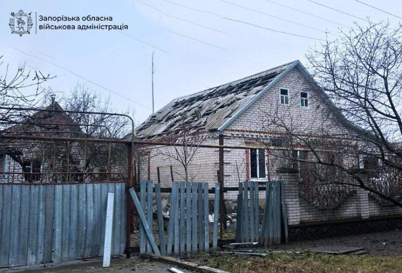 Майже сотня дронів атакувала Україну: влучання зафіксовані у шести локаціях, є загиблі (фото)