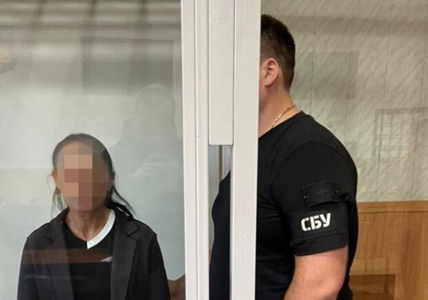 Установила GPS-трекер под автомобиль одного из командиров Сил обороны: в Одессе будут судить агента РФ Установила GPS-трекер под автомобиль одного из командиров Сил обороны: в Одессе будут судить агента РФ
