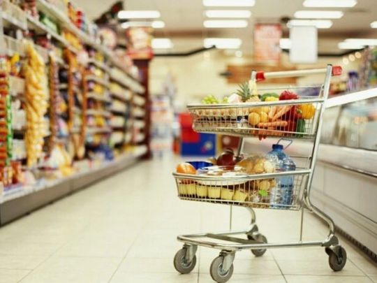 Зростання цін, подорожчання кредитів та долар до 45,5 гривень: що може чекати на українців до червня