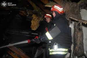 Ночной удар по Одесскому району: пострадал человек Ночной удар по Одесскому району: пострадал человек