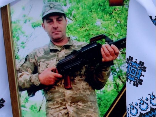 Чесно працював, жив скромно та гідно: ворожа куля забрала життя десантника з Вінниччини