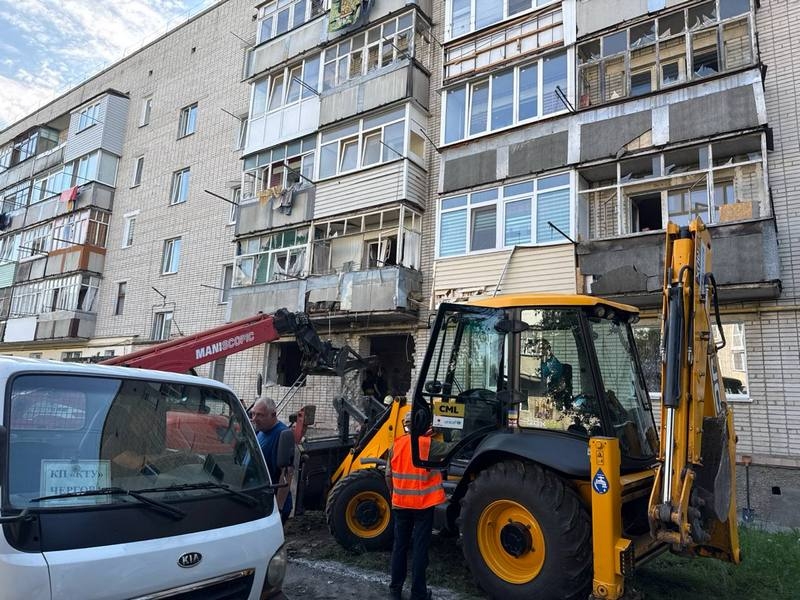 Понад 150 дронів запустили росіяни по Україні минулої ночі: під ударами Харків, Конотоп, Одеса (фото, відео)